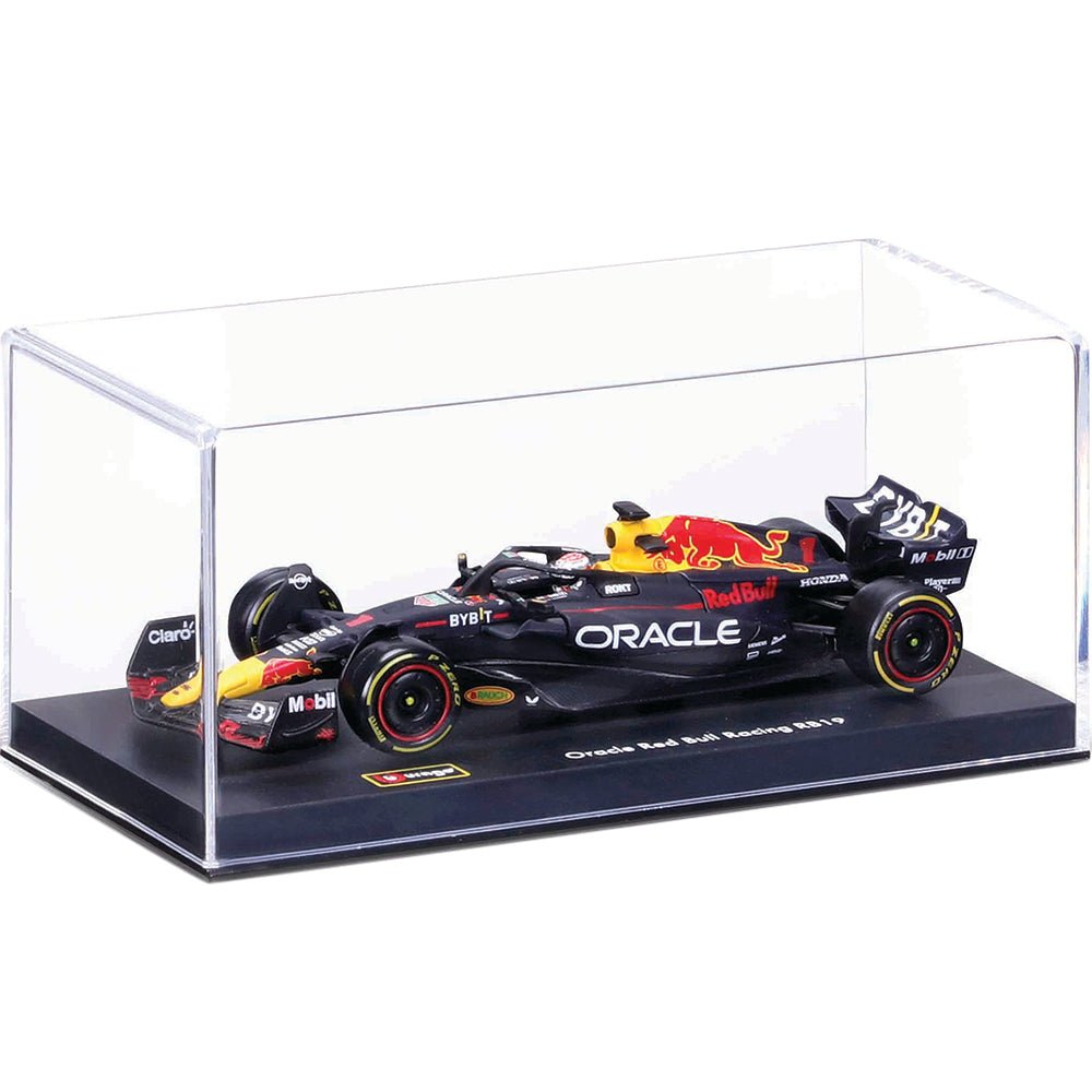 Maisto 1:43 Aston Martin w/ helmet Stroll #18